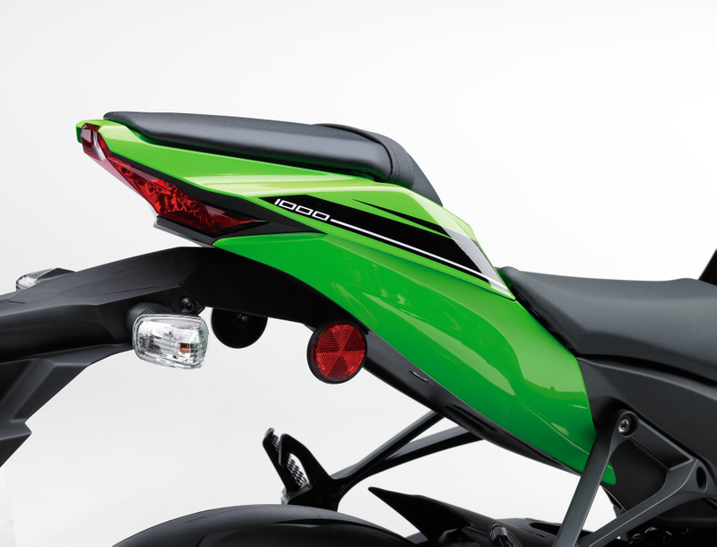 Illustration for article titled The All-New 2016 Kawasaki ZX-10R Might Be The Fastest Street-Legal Japanese Bike Ever